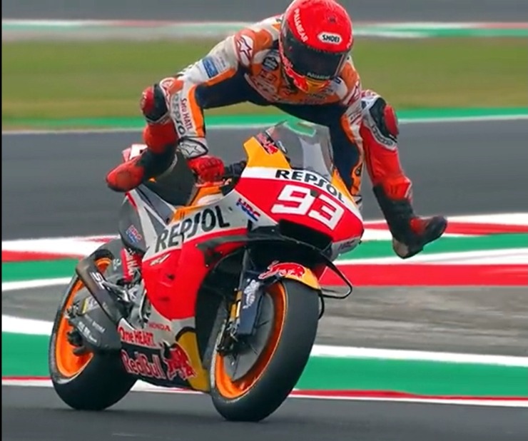 Ini Link MotoGP Hari Ini, Tonton Perjuangan Rossi Start Dari Posisi Terakhir