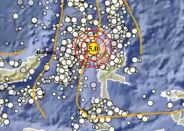 1.77 LU,127.35 BT (53 km BaratLaut HALMAHERABARAT-MALUT), Kedlmn:118 Km