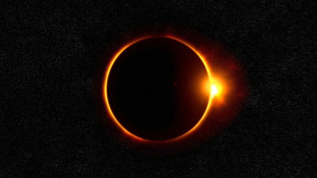 Gerhana matahari total hari ini 4 Desember 2021