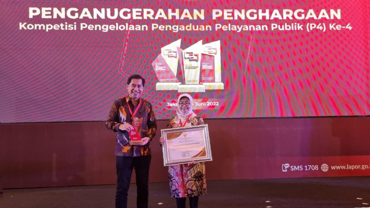 Perumda Tugu Tirta Raih Penghargaan Kompetisi Pengelolaan Pengaduan Pelayanan Publik Ke-4