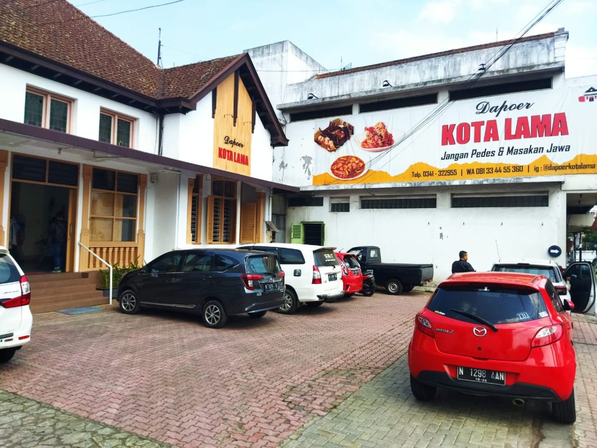 Dapoer Kota Lama Sajikan Jangan Pedes Dan Makanan Khas Jawa Dengan Suasana Tempo Doeloe