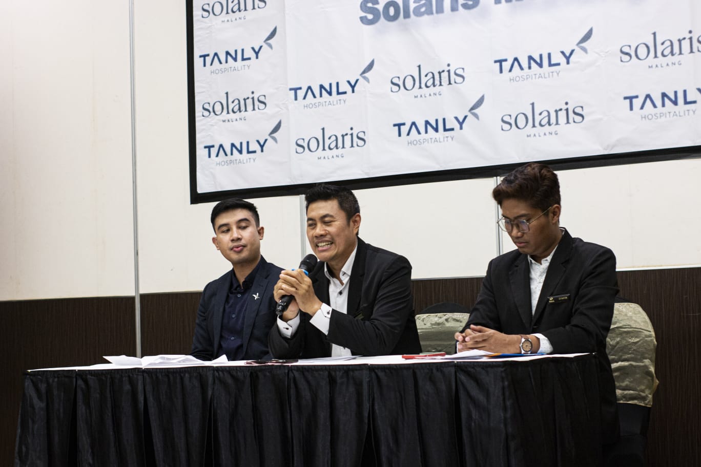Sambut Tahun Baru 2023, Hotel Solaris Malang Hidangkan Menu Western Berkelas dan 90’s Party Gala Dinner Penuh Hiburan
