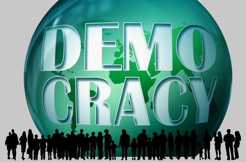 Demokrasi Adalah: Ini Pengertian Demokrasi, Sejarah dan Penerapan di Indonesia