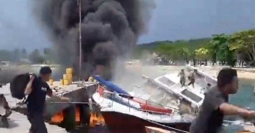Video Detik-Detik Meledaknya Speedboat Rombongan Cagub Maluku Utara, Benny Laos