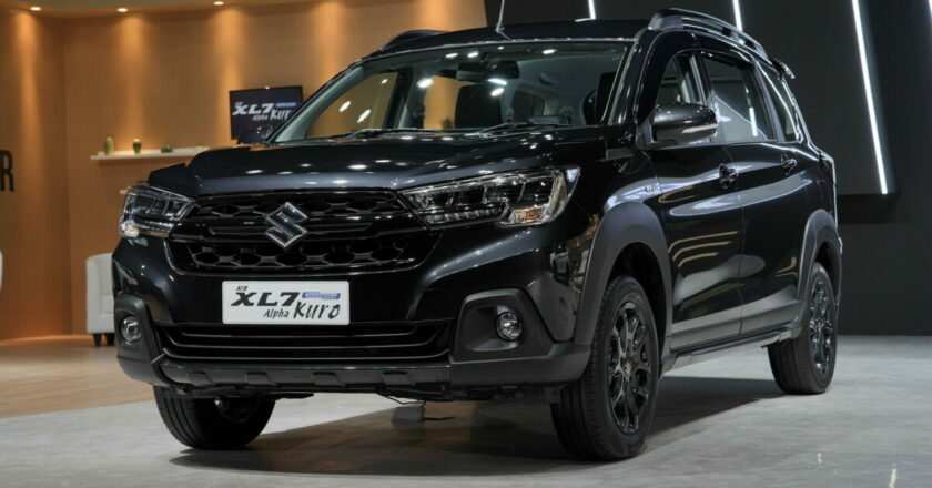 Resmi Meluncur! Suzuki New XL7 Hybrid Alpha Kuro 2025, SUV Elegan dengan Sentuhan Hitam Eksklusif